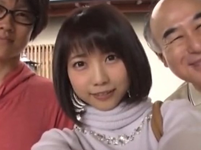 キモおじさんに温泉で中出しされちゃうお姉さん