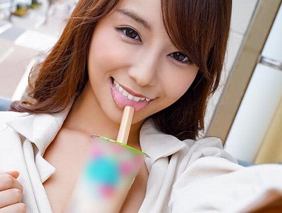 「え…彼氏いるのに///」彼氏持ちだけどMM号でパイズリSEXしちゃう淫乱JD